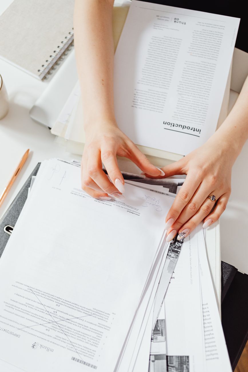 Business compliance files and legal booklets