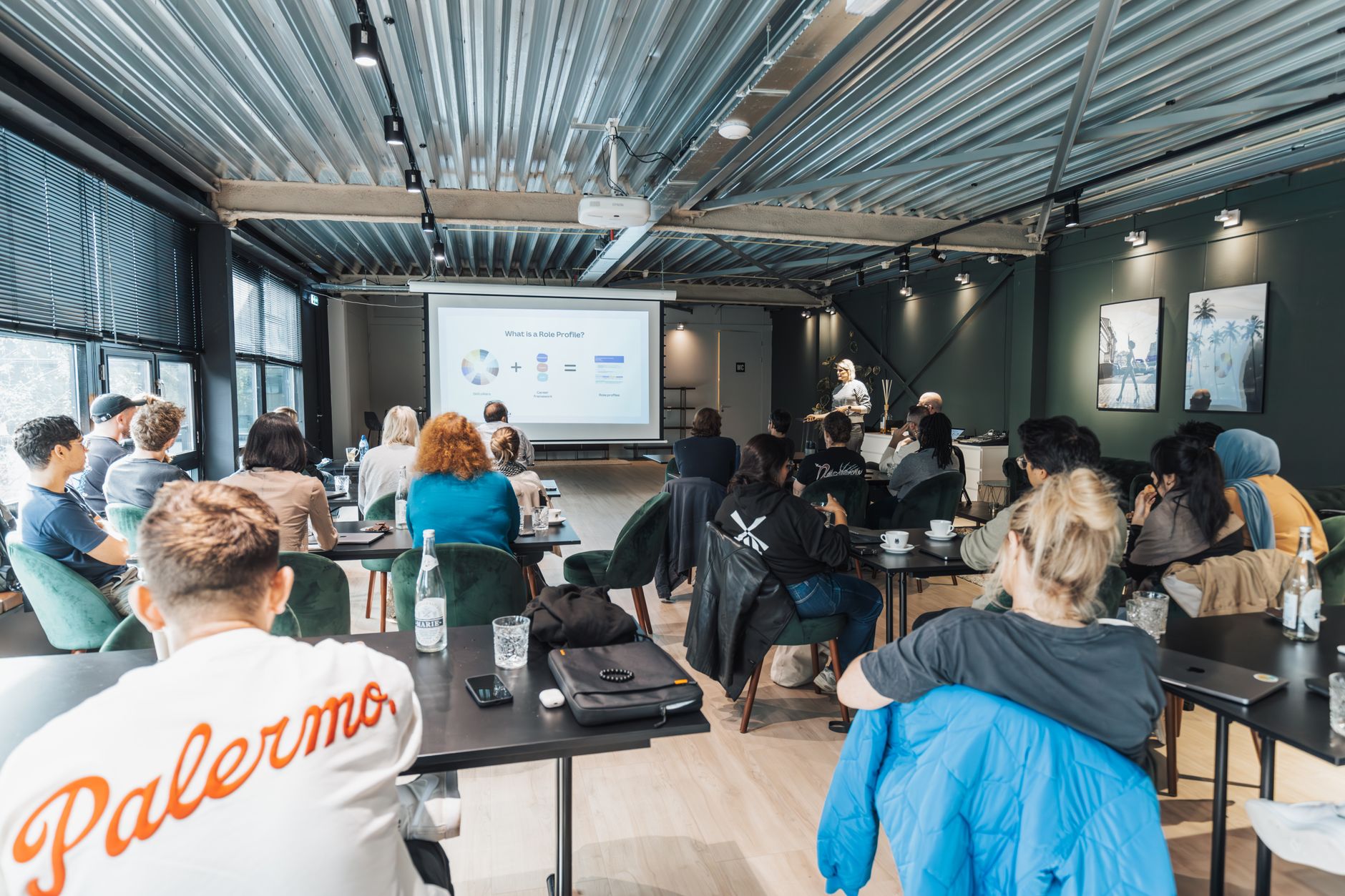 Our cybersecurity expert team leading training